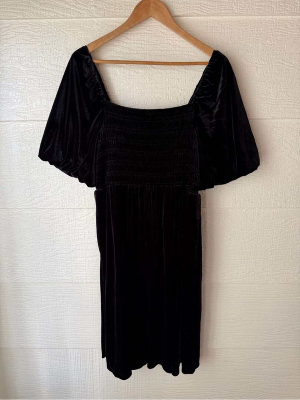 Draper James RSVP Black Velvet Smocked Puff Sleeve Dress